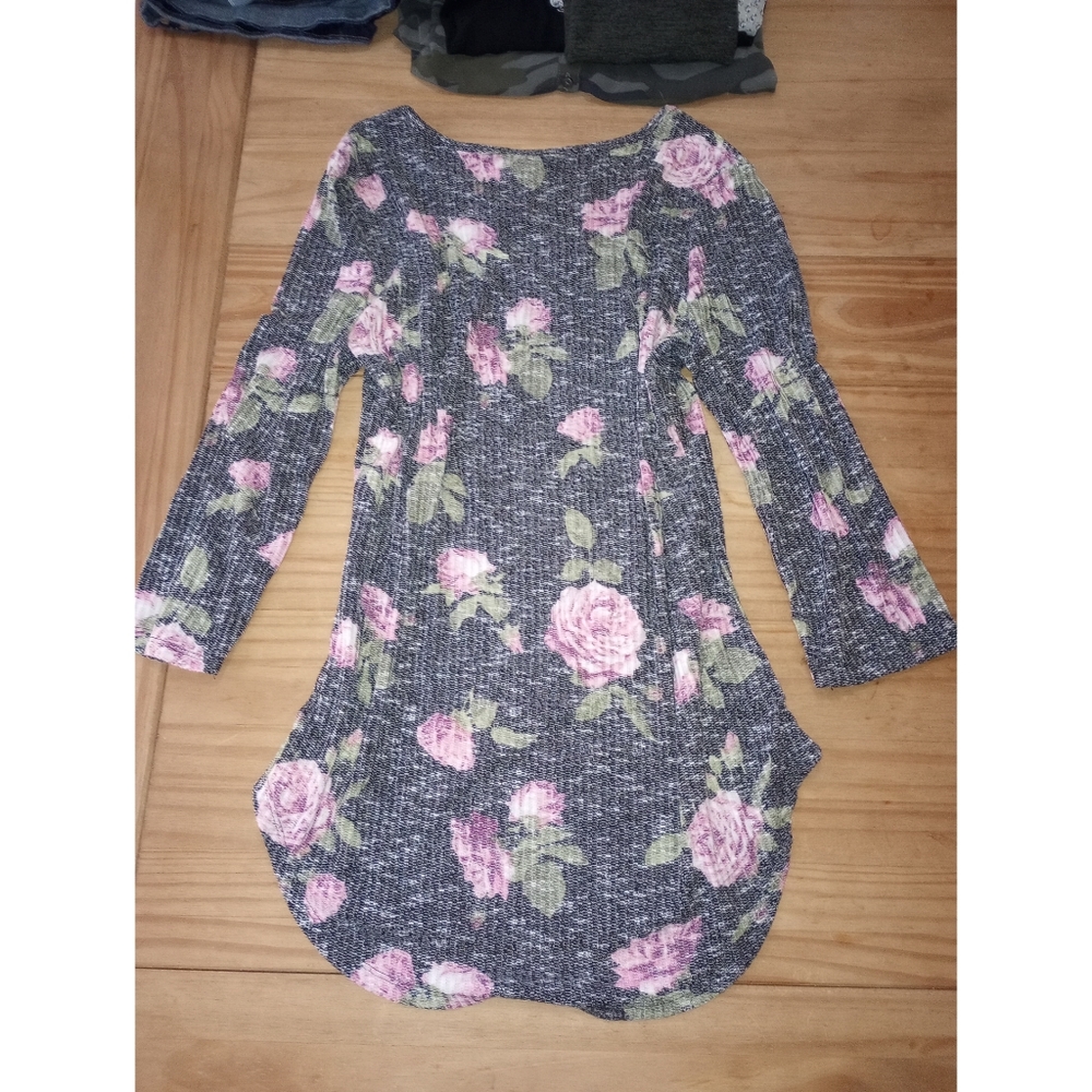 Floral🌸3/4 Sleeve Tunic Style Top